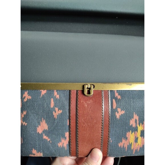 Rare Fossil Leather & Canvas Wallet For Women Southwest Floral - Picture 4 of 7